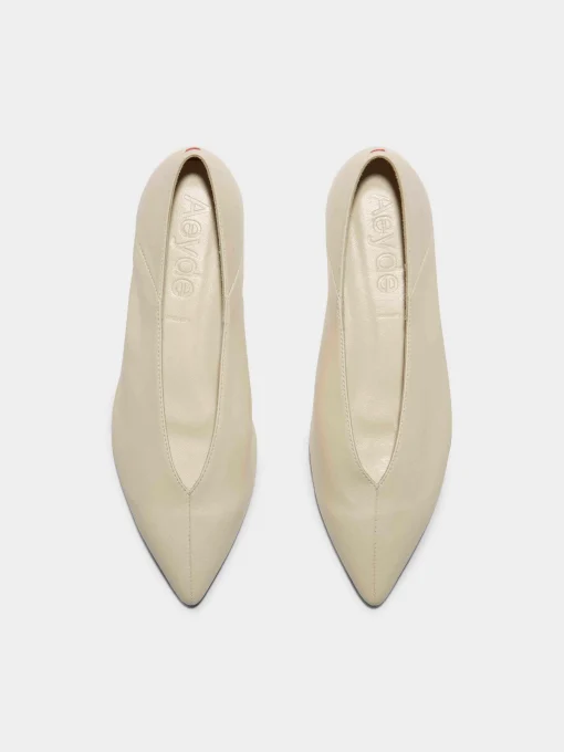 Discount Aeyde Moa Leather Ballet Flats Creamy Nappa